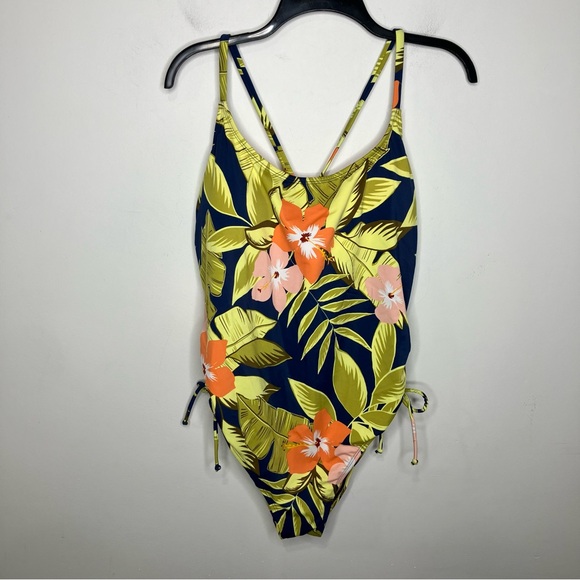Beach Betty by miracle brands tropical swimsuit one-piece new women’s size XL - Picture 1 of 9